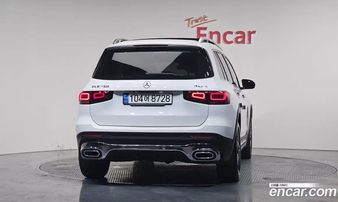 Mercedes-Benz GLB-Class 2021 2.0 Автомат в Москве № 139095, фото 4