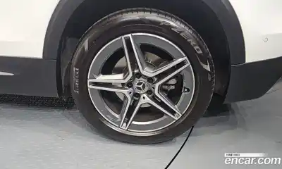 Mercedes-Benz GLB-Class 2021 2.0 Автомат в Москве № 139095, миниатюра 5