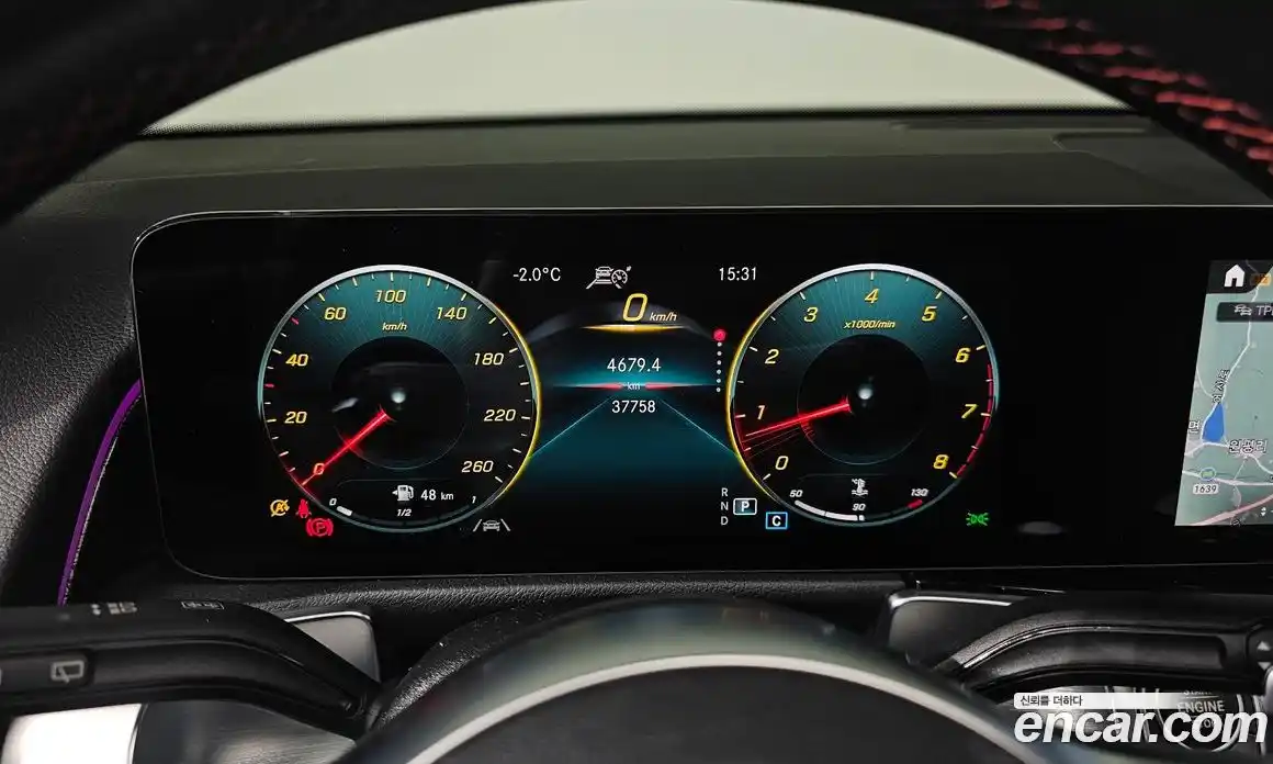 Mercedes-Benz GLB-Class 2021 2.0 Автомат в Москве № 139095, фото 8