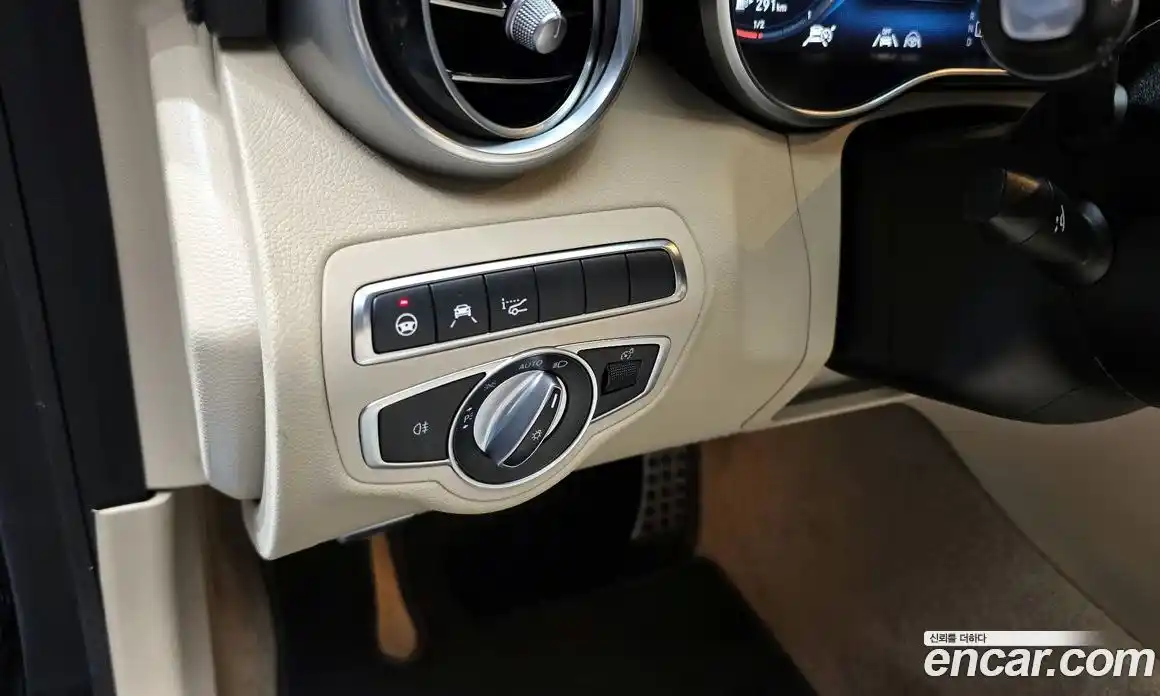 Mercedes-Benz C-Class 2021 2.0 Автомат в Москве № 139508, фото 16