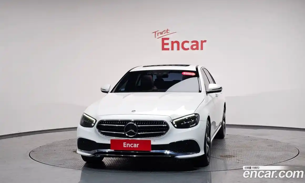 Mercedes-Benz E-Class 2021 2.0 Автомат в Москве № 142511, фото 14