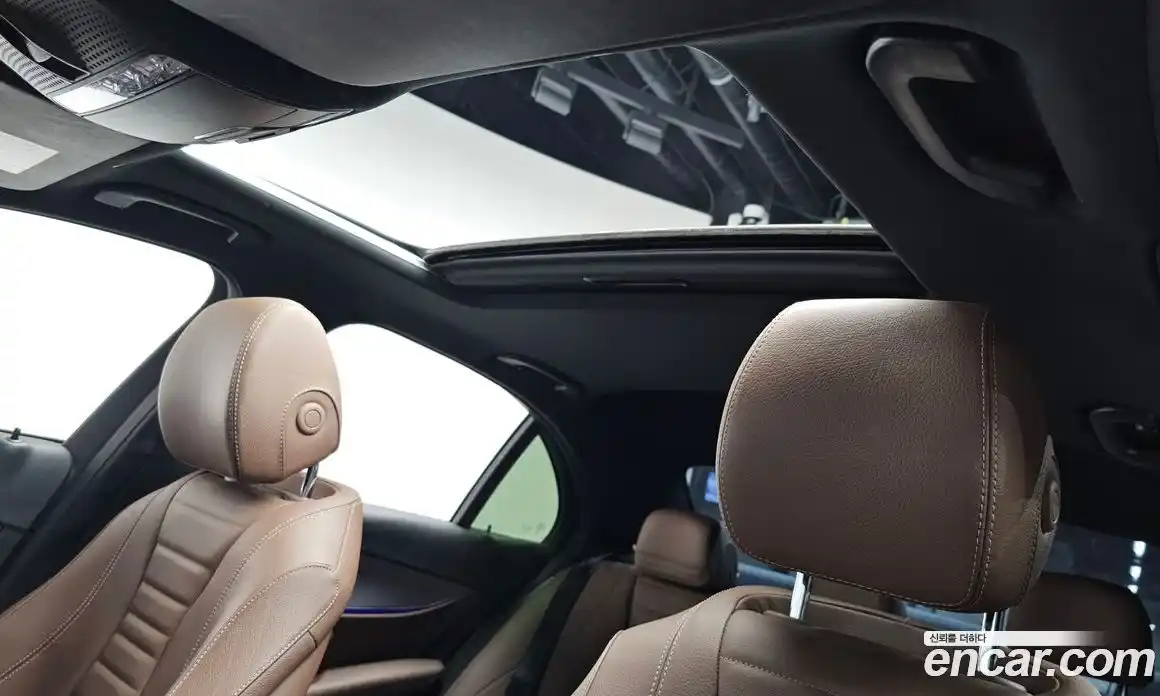 Mercedes-Benz E-Class 2021 2.0 Автомат в Москве № 142511, фото 20