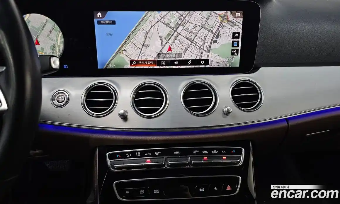 Mercedes-Benz E-Class 2021 2.0 Автомат в Москве № 142511, фото 10