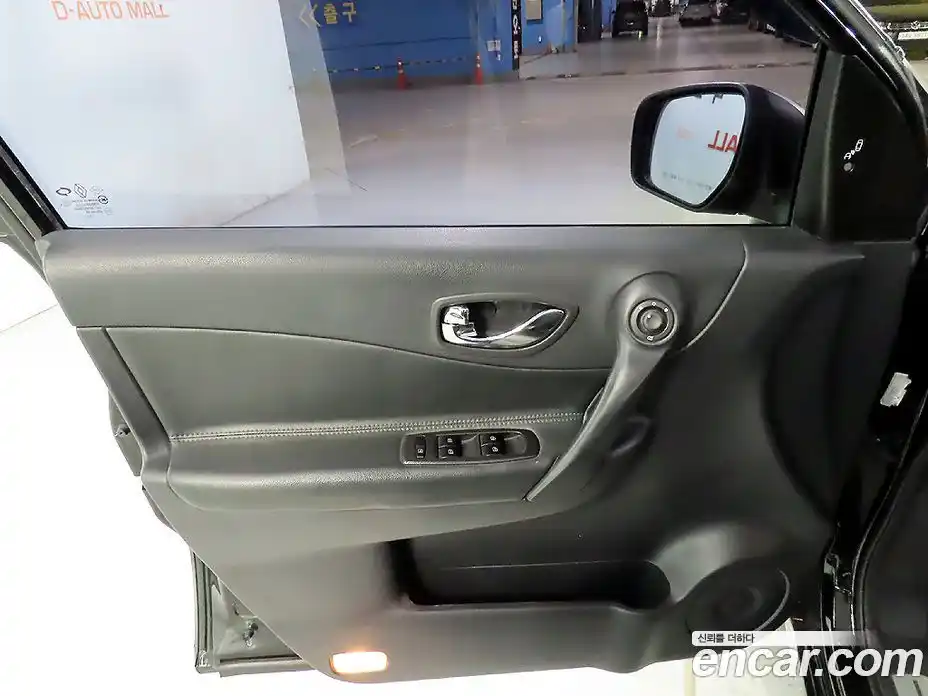 Renault QM5 2014 2.0 Автомат в Москве № 147927, фото 13