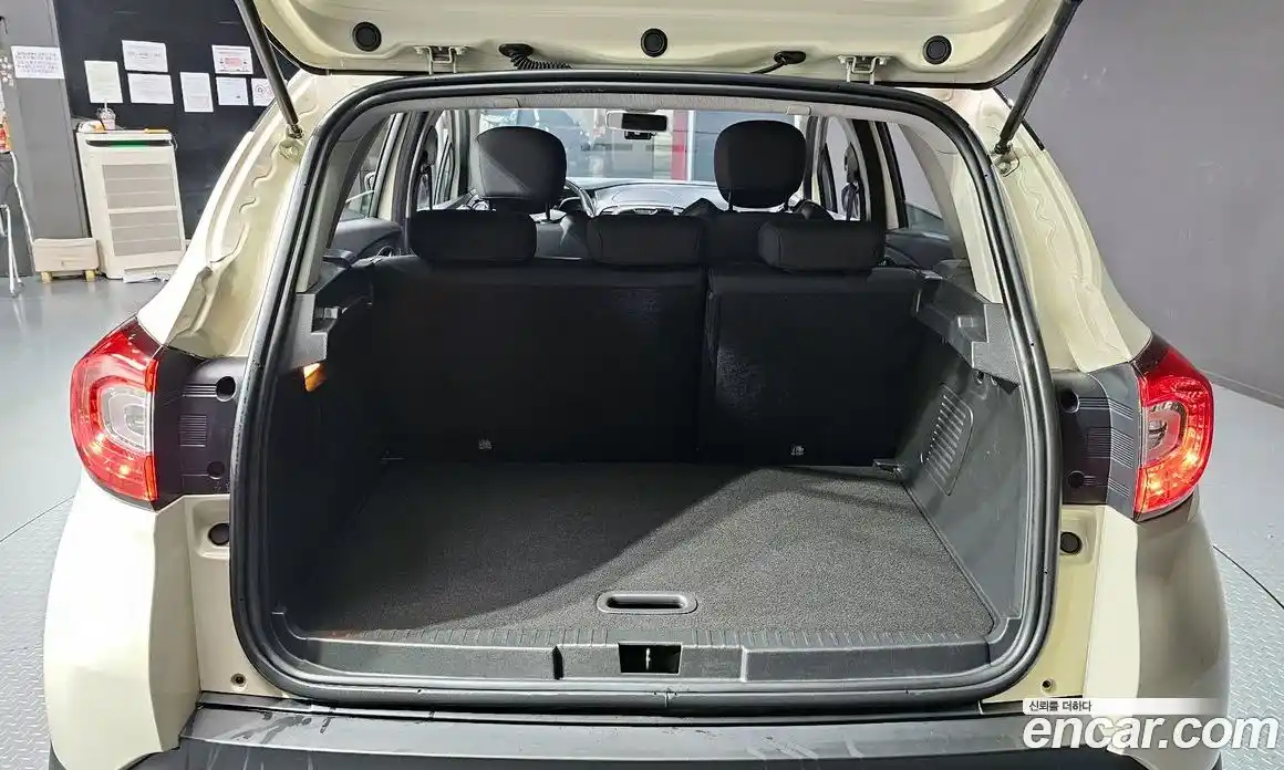 Renault QM3 2014 1.5 Автомат в Москве № 150294, фото 13