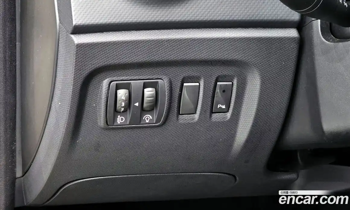 Renault QM3 2014 1.5 Автомат в Москве № 150294, фото 16