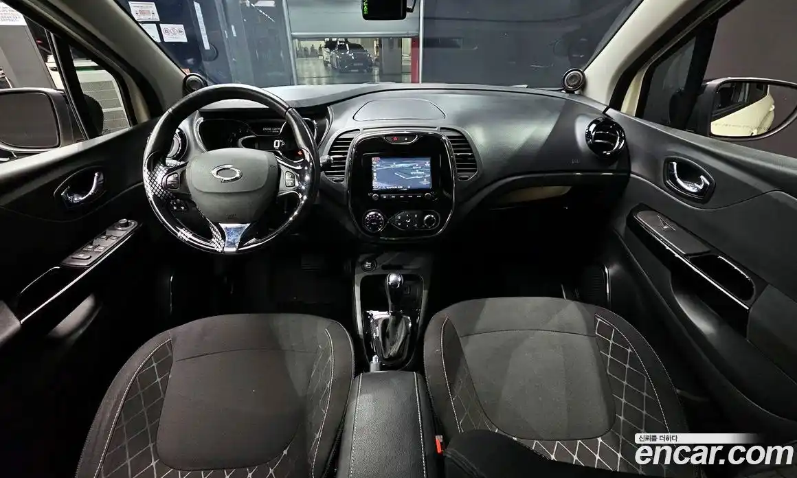 Renault QM3 2014 1.5 Автомат в Москве № 150294, фото 7