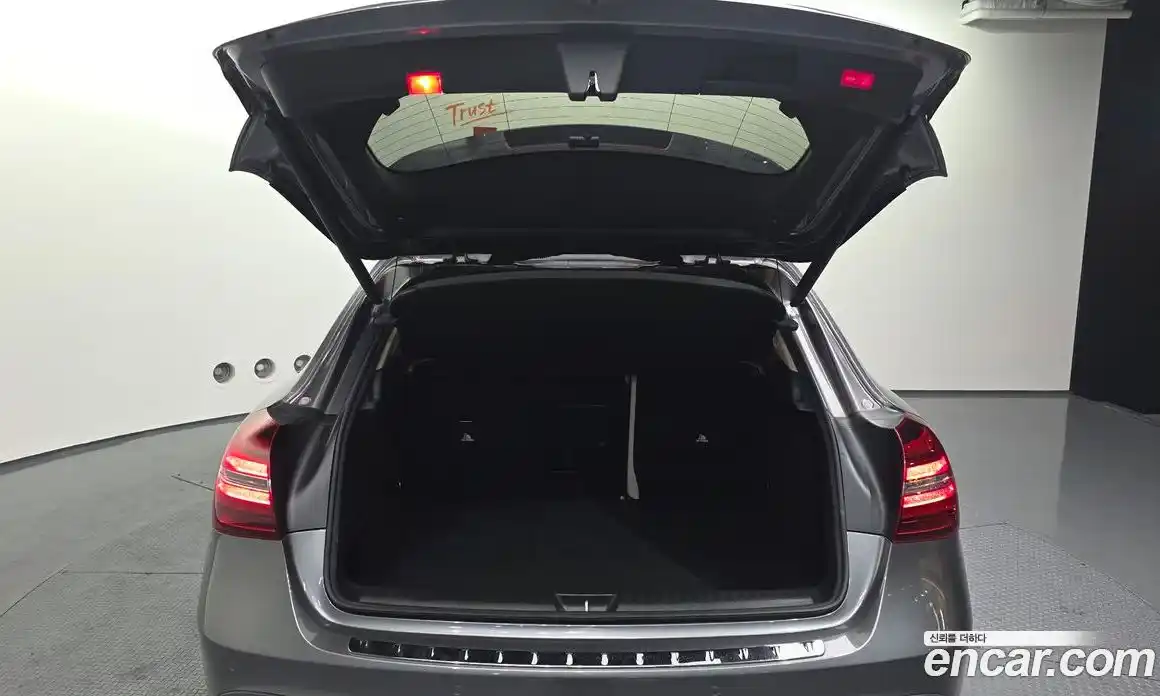 Mercedes-Benz GLA-Class 2019 2.0 Автомат в Москве № 150909, фото 20