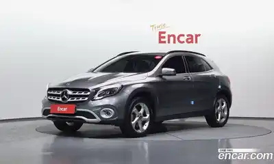 Mercedes-Benz GLA-Class 2019 2.0 Автомат в Москве № 150909, миниатюра 2
