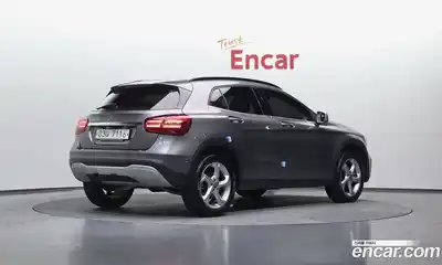 Mercedes-Benz GLA-Class 2019 2.0 Автомат в Москве № 150909, миниатюра 3