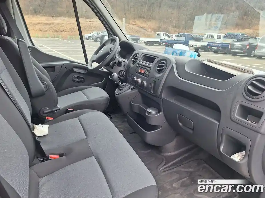 Renault Master 2019 2.3 Механическая в Москве № 151966, фото 14