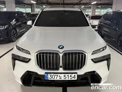 BMW X7, 2025