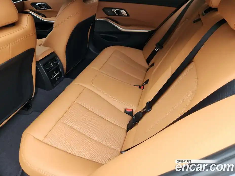 BMW 3-Series 2025 2.0 Автомат в Москве № 153198, фото 8