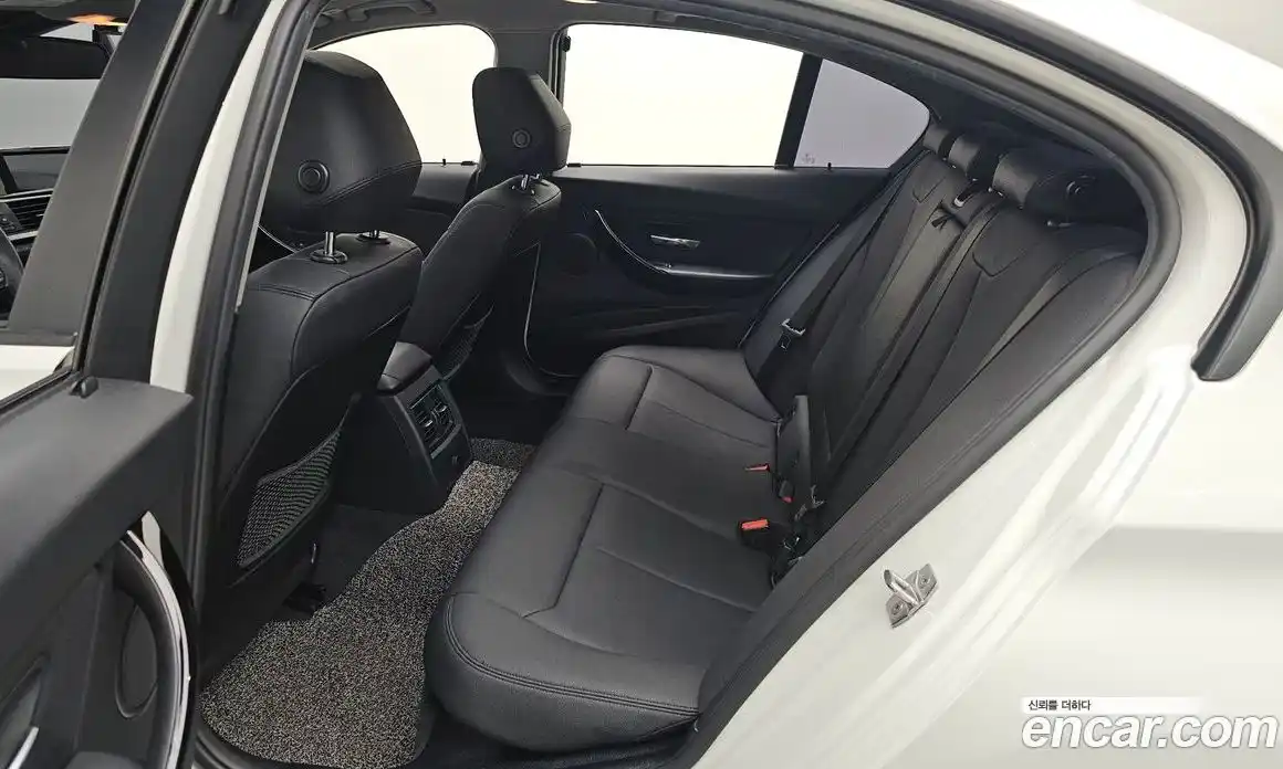 BMW 3-Series 2018 2.0 Автомат в Москве № 158996, фото 12