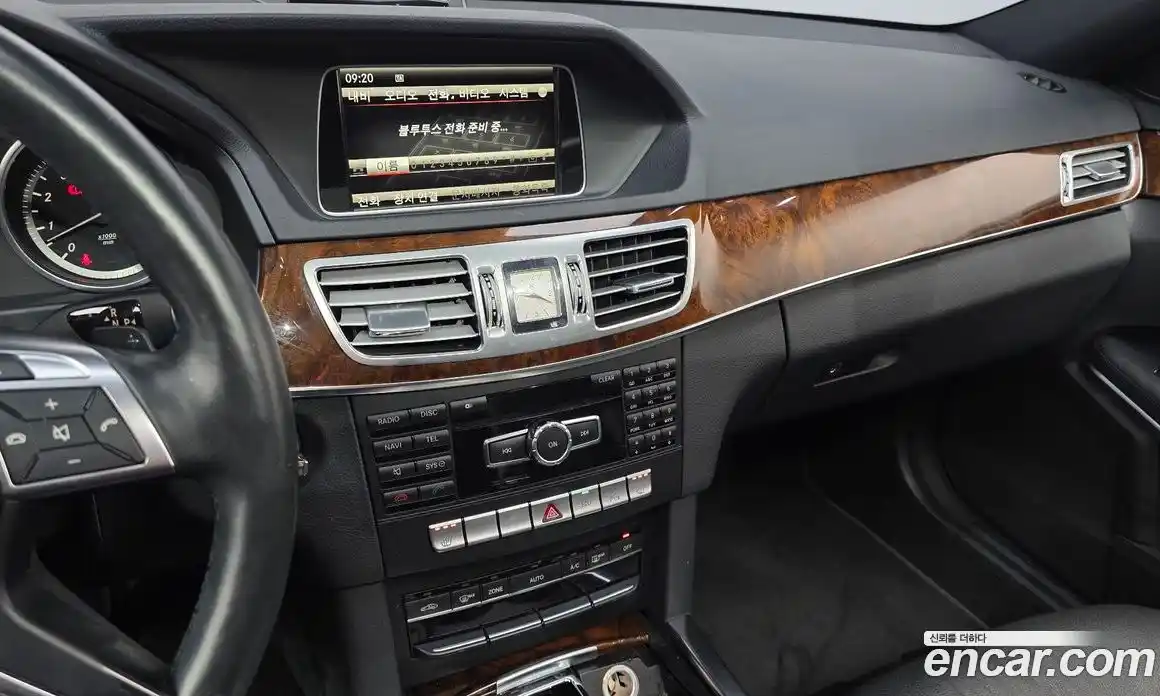 Mercedes-Benz E-Class 2015 3.5 Автомат в Москве № 160759, фото 17