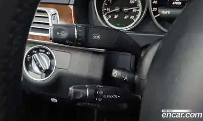 Mercedes-Benz E-Class 2015 3.5 Автомат в Москве № 160759, миниатюра 2