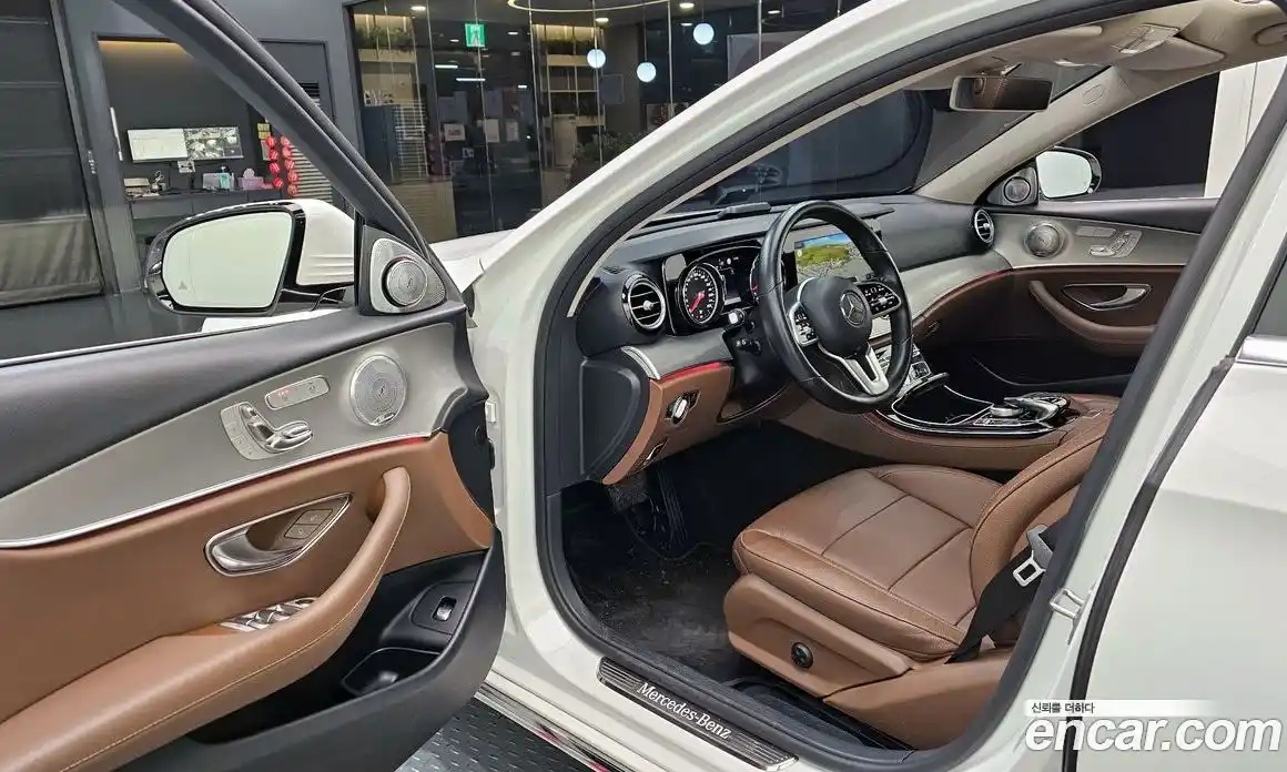Mercedes-Benz E-Class 2019 2.0 Автомат в Москве № 161397, фото 19