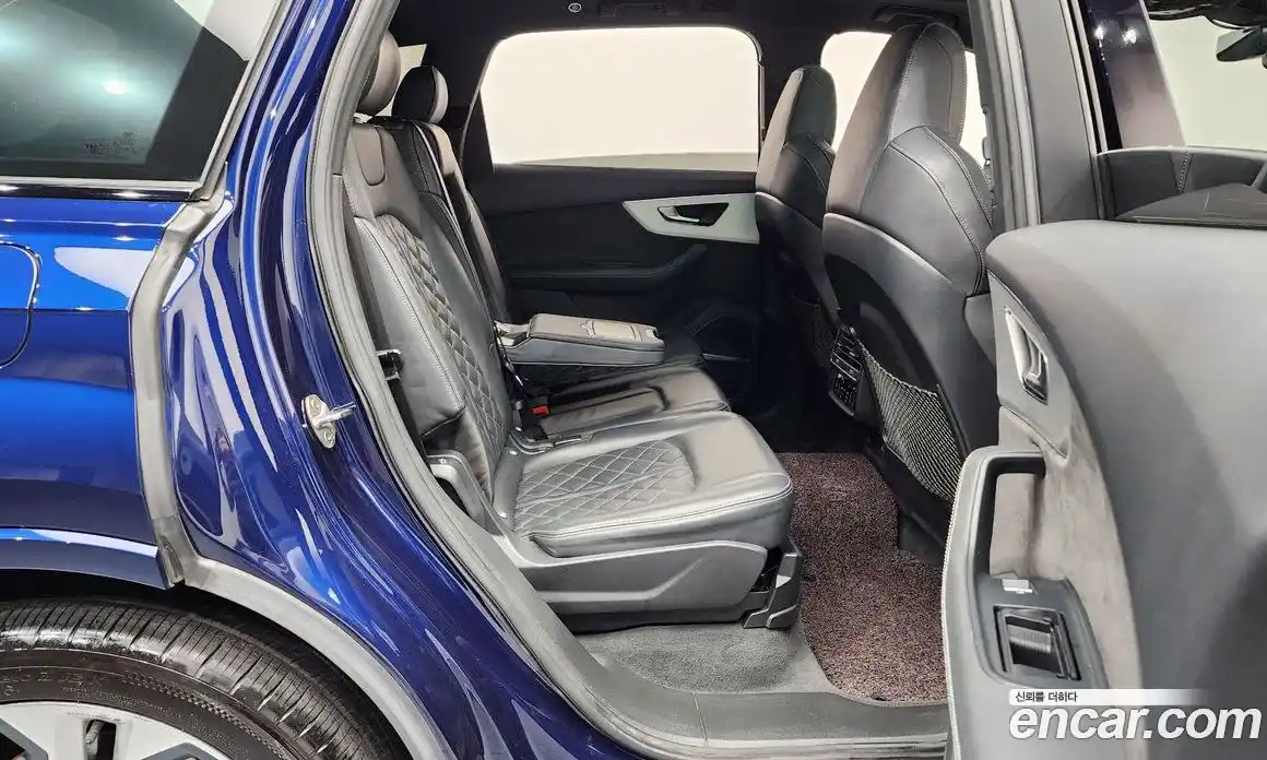 Audi Q7 2022 3.0 Автомат в Москве № 163007, фото 14