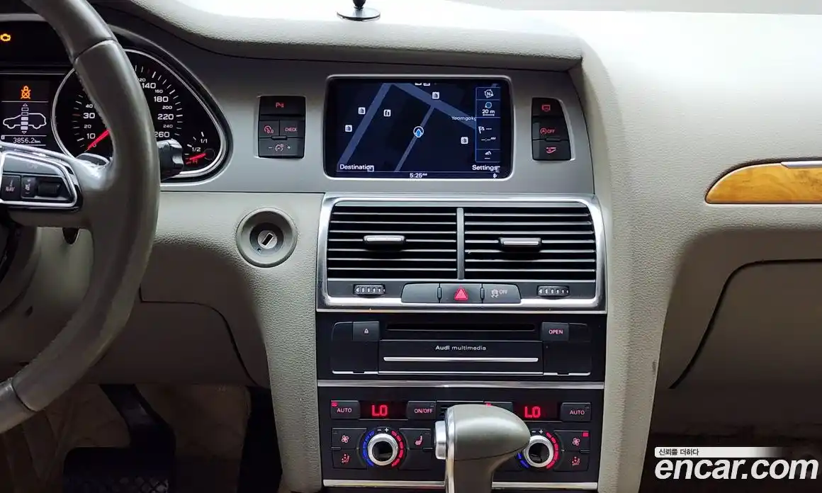 Audi Q7 2013 3.0 Автомат в Москве № 163844, фото 13