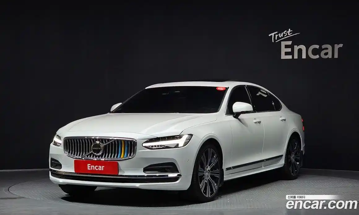 Volvo S90 2024 2.0 Автомат в Москве № 164238, фото 1