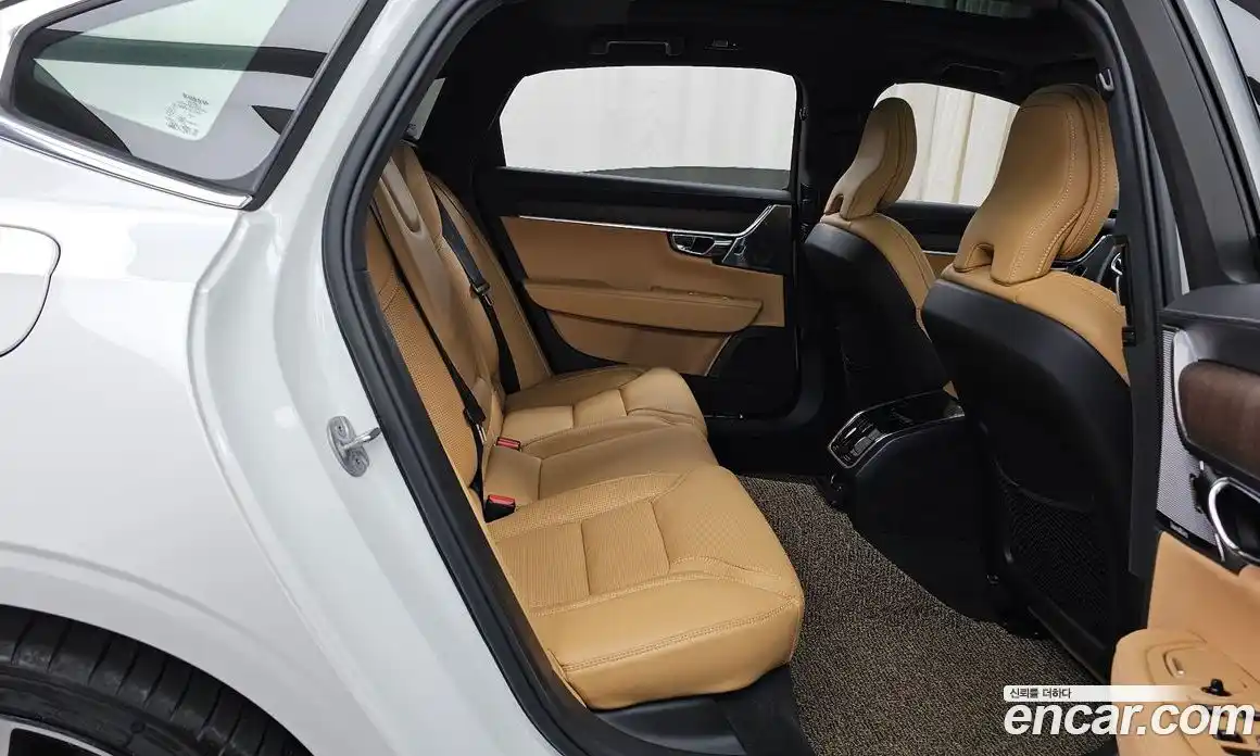 Volvo S90 2024 2.0 Автомат в Москве № 164238, фото 12