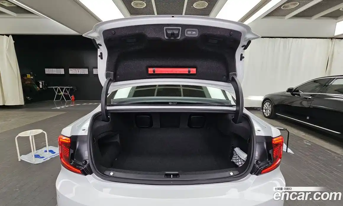 Volvo S90 2024 2.0 Автомат в Москве № 164238, фото 20