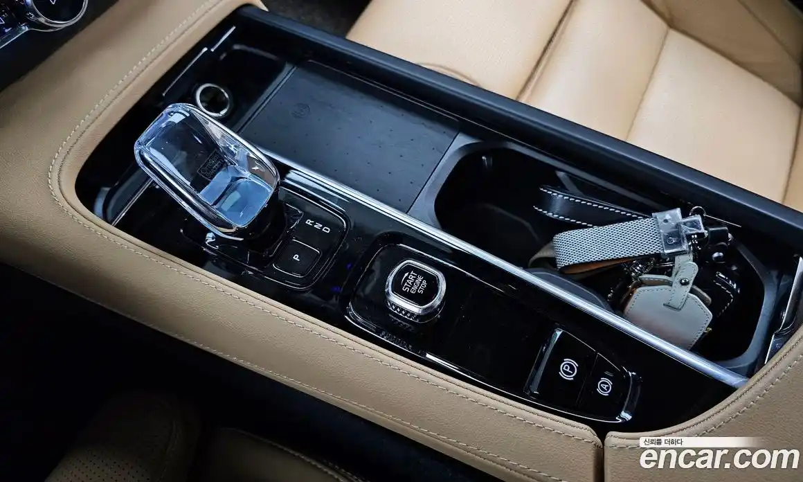 Volvo S90 2024 2.0 Автомат в Москве № 164238, фото 9