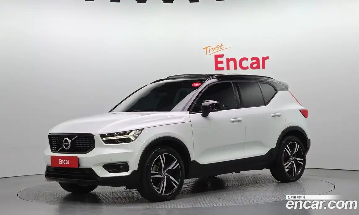 Volvo XC40 2020 2.0 Автомат в Москве № 164708, фото 18