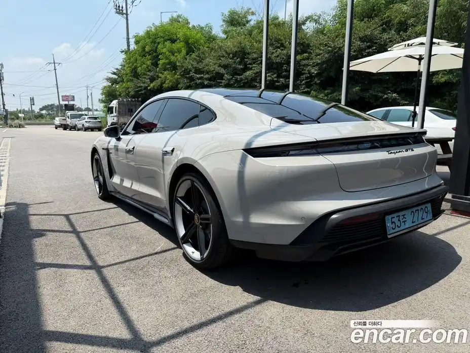 Porsche Taycan 2024 Автомат в Москве № 165004, фото 3