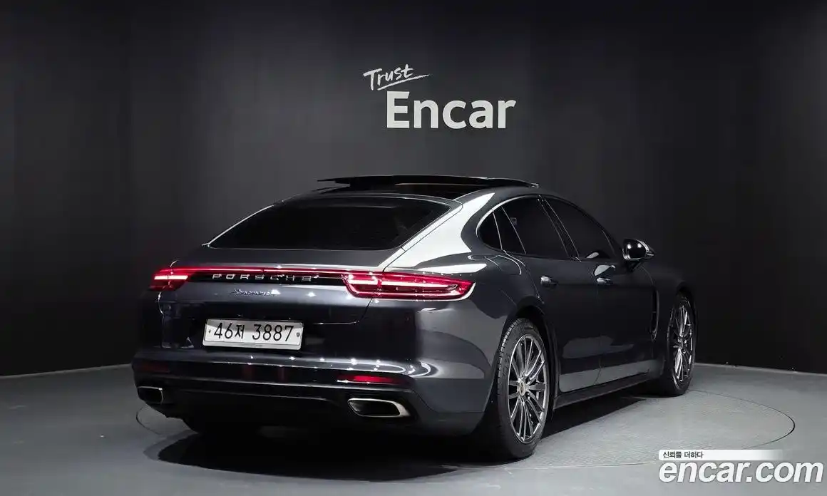 Porsche Panamera 2018 3.0 Автомат в Москве № 165413, фото 20