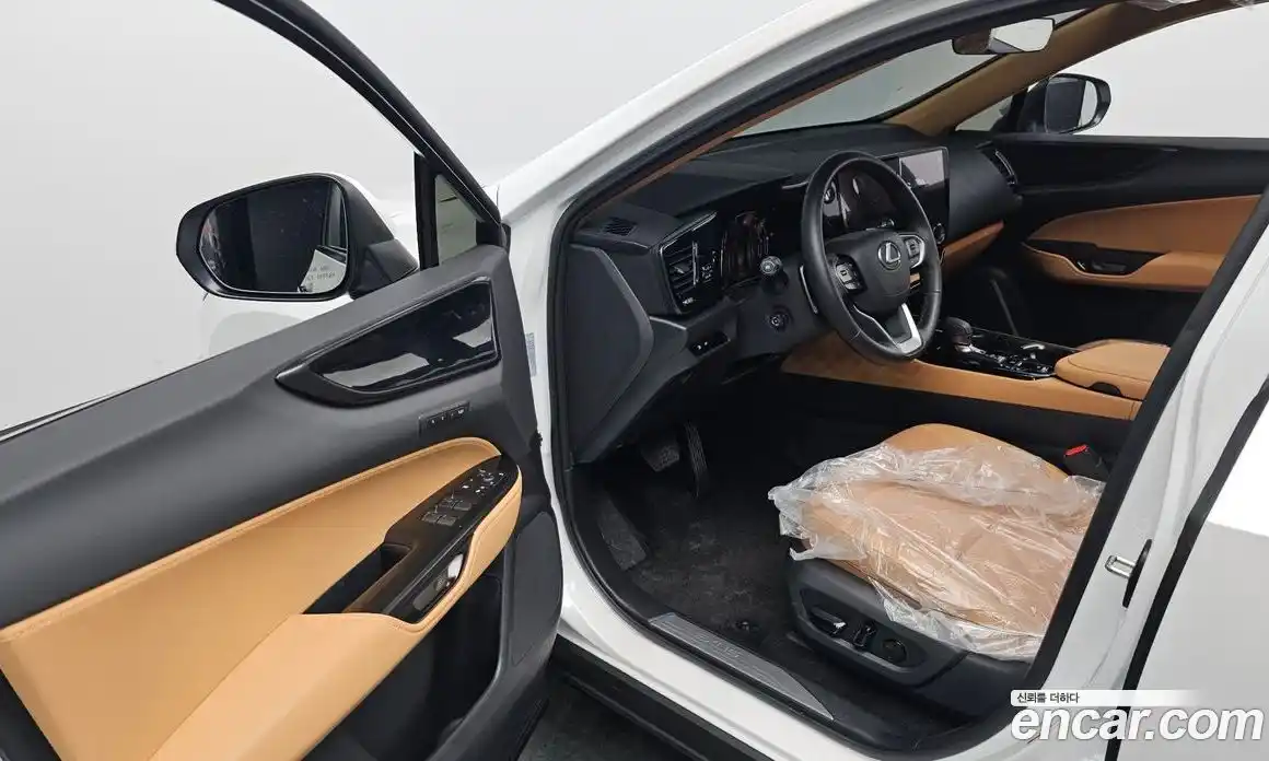 Lexus NX 2025 2.5 Автомат в Москве № 167989, фото 12