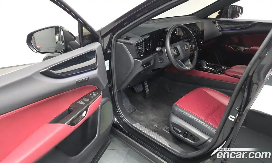 Lexus NX 2025 2.5 Автомат в Москве № 167994, фото 14