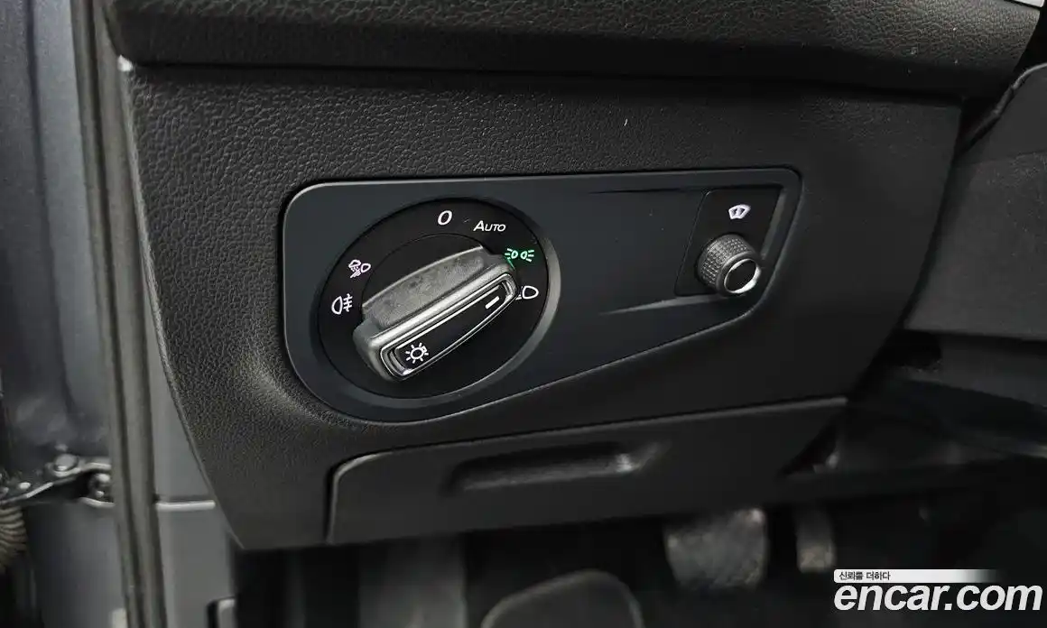 Volkswagen Tiguan 2023 2.0 Автомат в Москве № 168705, фото 12