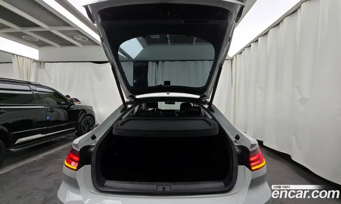 Volkswagen Arteon 2018 2.0 Автомат в Москве № 168725, фото 20