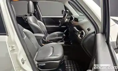 Jeep Renegade 2019 2.4 Автомат в Москве № 169627, миниатюра 11