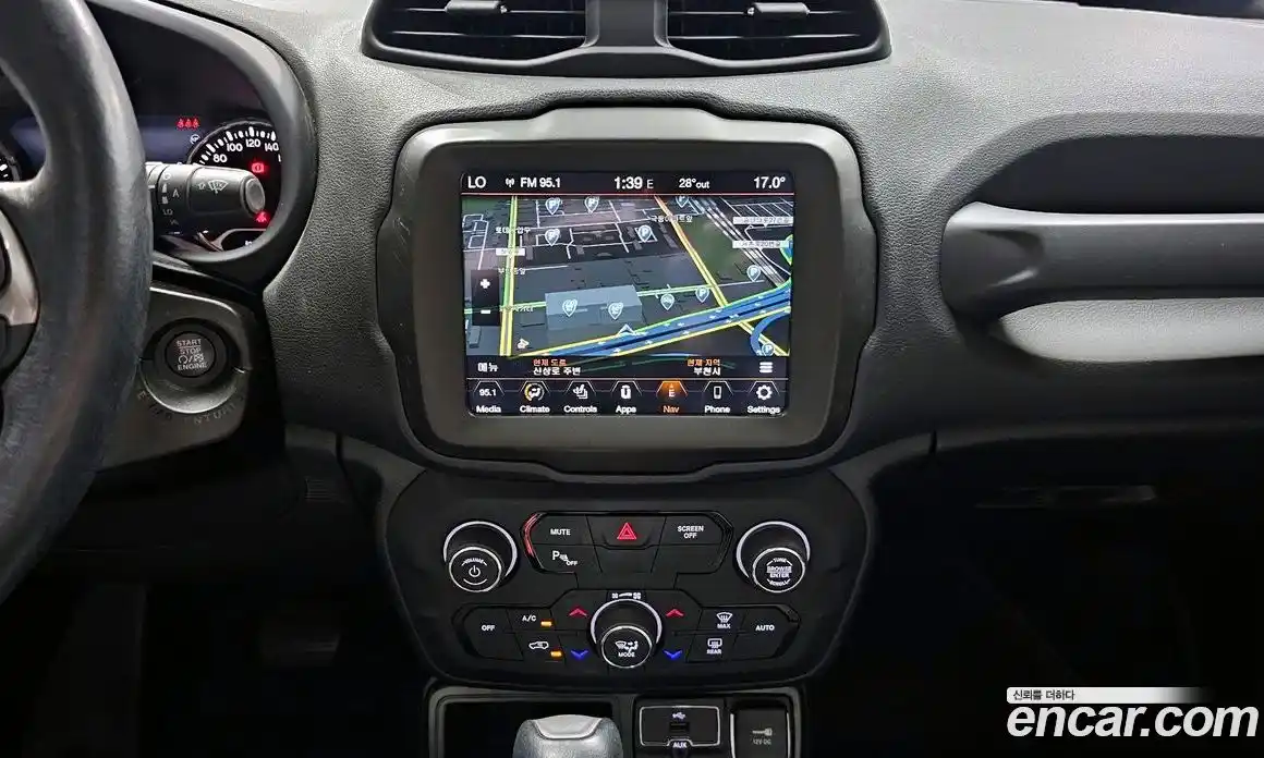 Jeep Renegade 2019 2.4 Автомат в Москве № 169627, фото 14