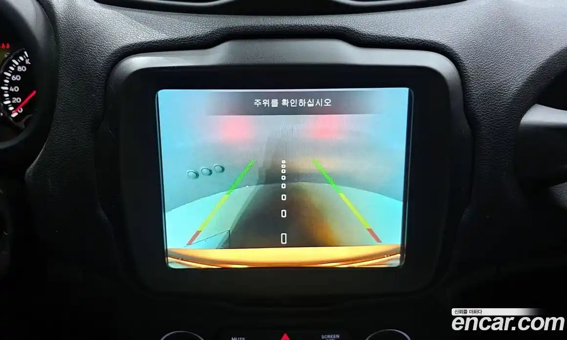 Jeep Renegade 2019 2.4 Автомат в Москве № 169627, фото 15