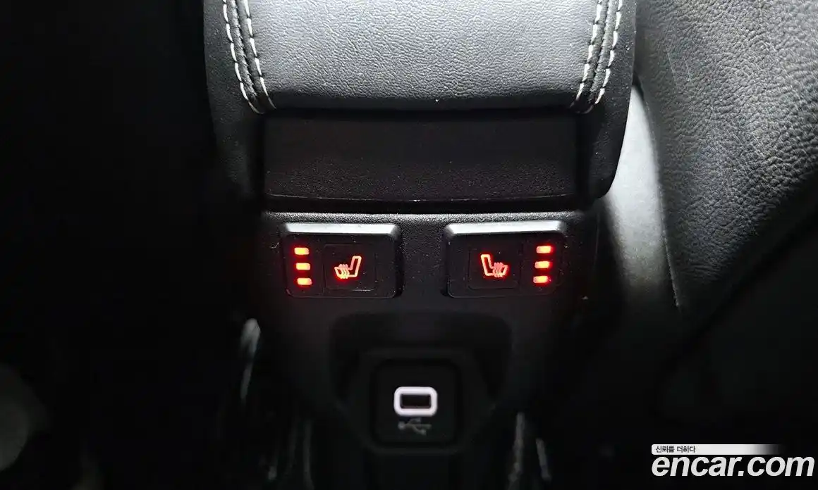 Jeep Renegade 2019 2.4 Автомат в Москве № 169627, фото 19