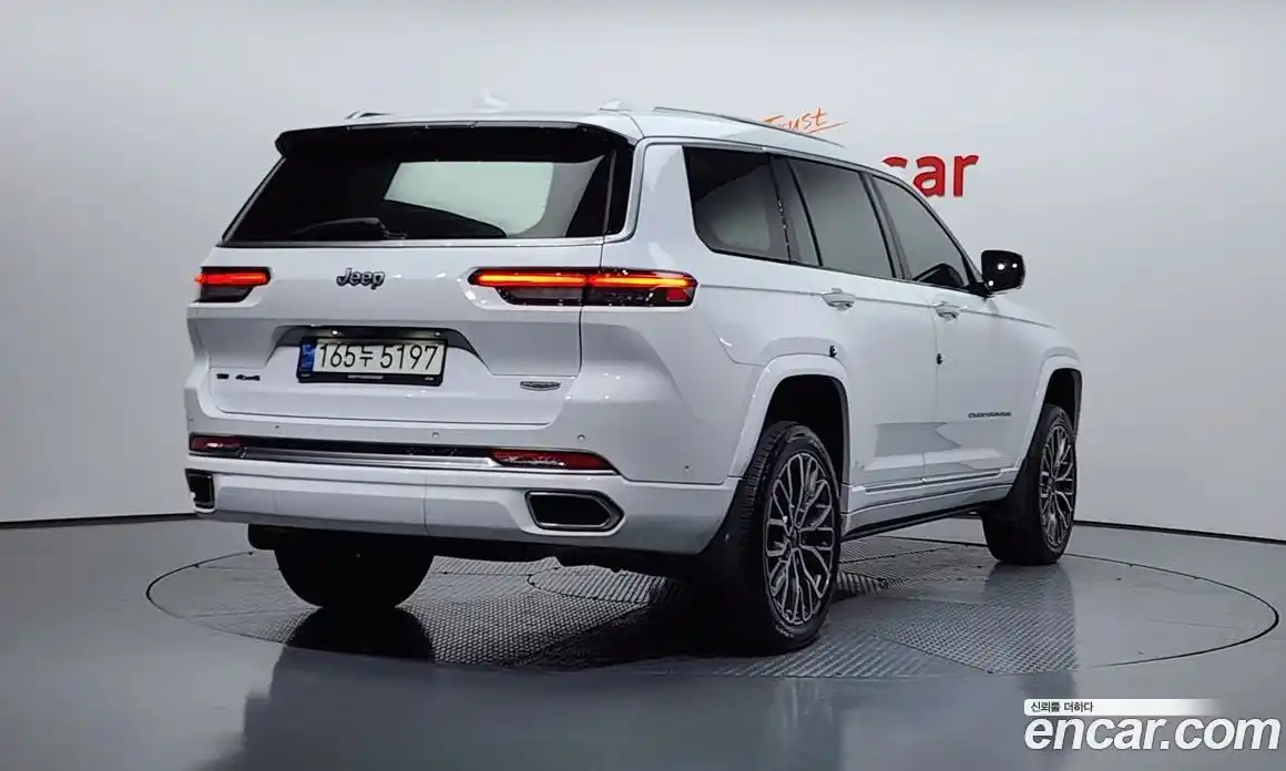 Jeep Cherokee 2021 3.6 Автомат в Москве № 169850, фото 18