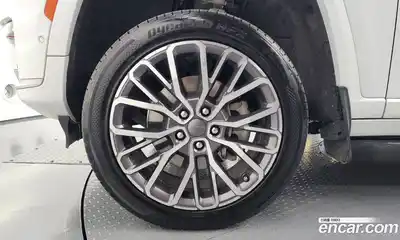 Jeep Cherokee 2021 3.6 Автомат в Москве № 169850, миниатюра 5