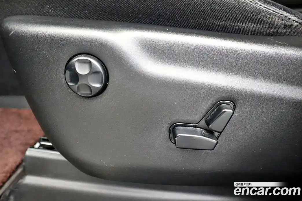 Jeep Cherokee 2020 3.6 Автомат в Москве № 170061, фото 15