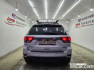 Jeep Cherokee 2013 3.0 Автомат в Москве № 170112, миниатюра 11