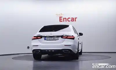 Mercedes-Benz E-Class 2023 2.0 Автомат в Москве № 175261, миниатюра 4