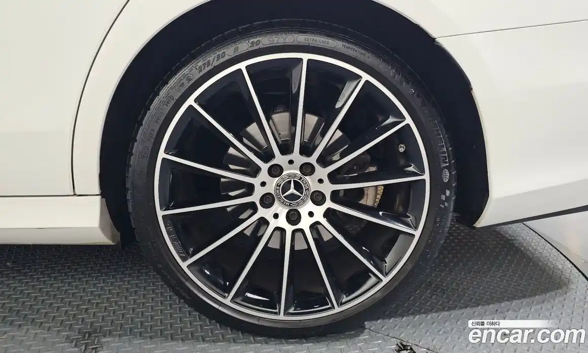 Mercedes-Benz E-Class 2023 2.0 Автомат в Москве № 175261, фото 5