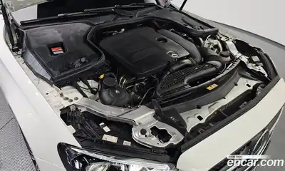 Mercedes-Benz E-Class 2023 2.0 Автомат в Москве № 175261, миниатюра 6