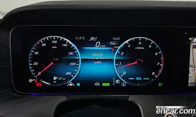 Mercedes-Benz E-Class 2023 2.0 Автомат в Москве № 175261, миниатюра 8