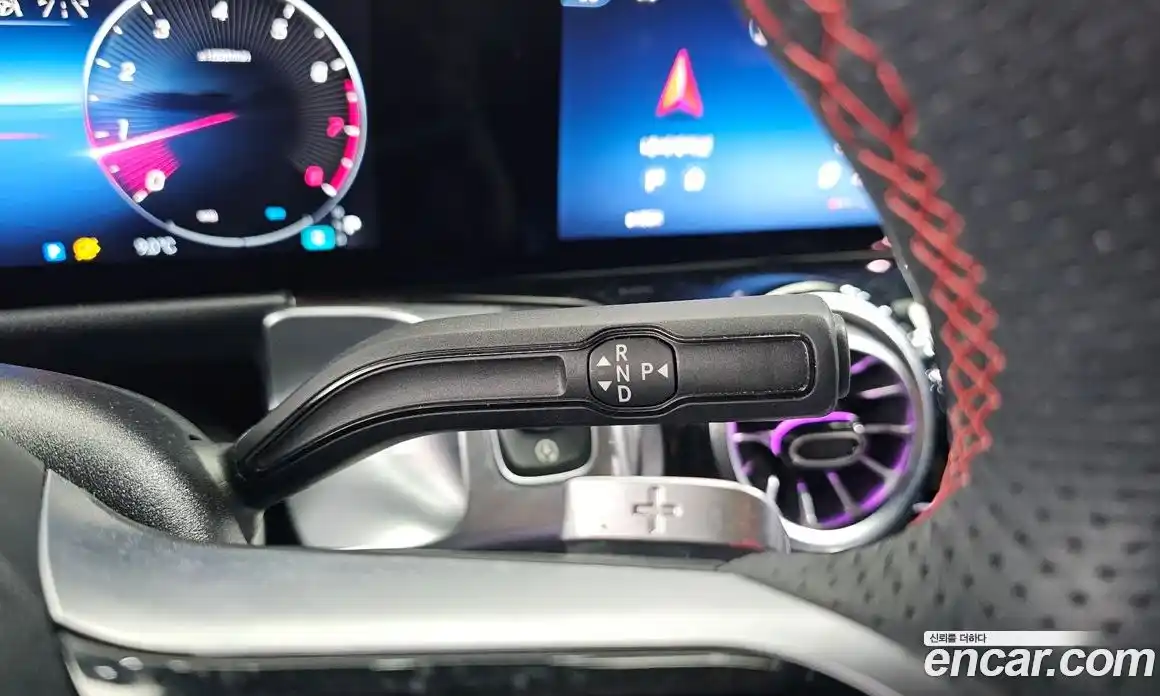 Mercedes-Benz GLB-Class 2024 2.0 Автомат в Москве № 175889, фото 19