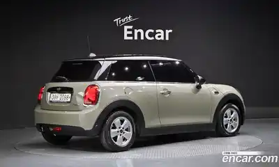 Mini Cooper 2019 1.5 Автомат в Москве № 179507, миниатюра 2