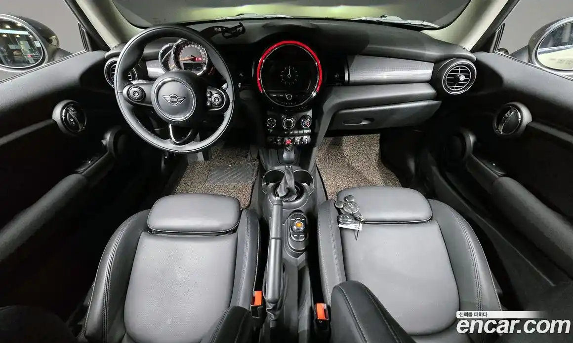 Mini Cooper 2019 1.5 Автомат в Москве № 179507, фото 7
