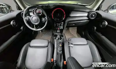 Mini Cooper 2019 1.5 Автомат в Москве № 179507, миниатюра 7